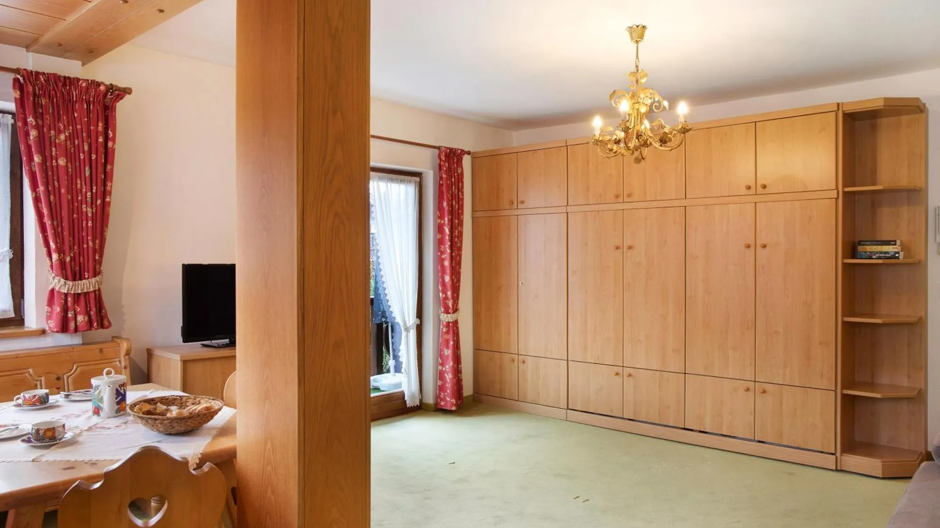 Gaestehaus Arkadia - Ferienwohnung 3 Garmisch-Partenkirchen Apartment