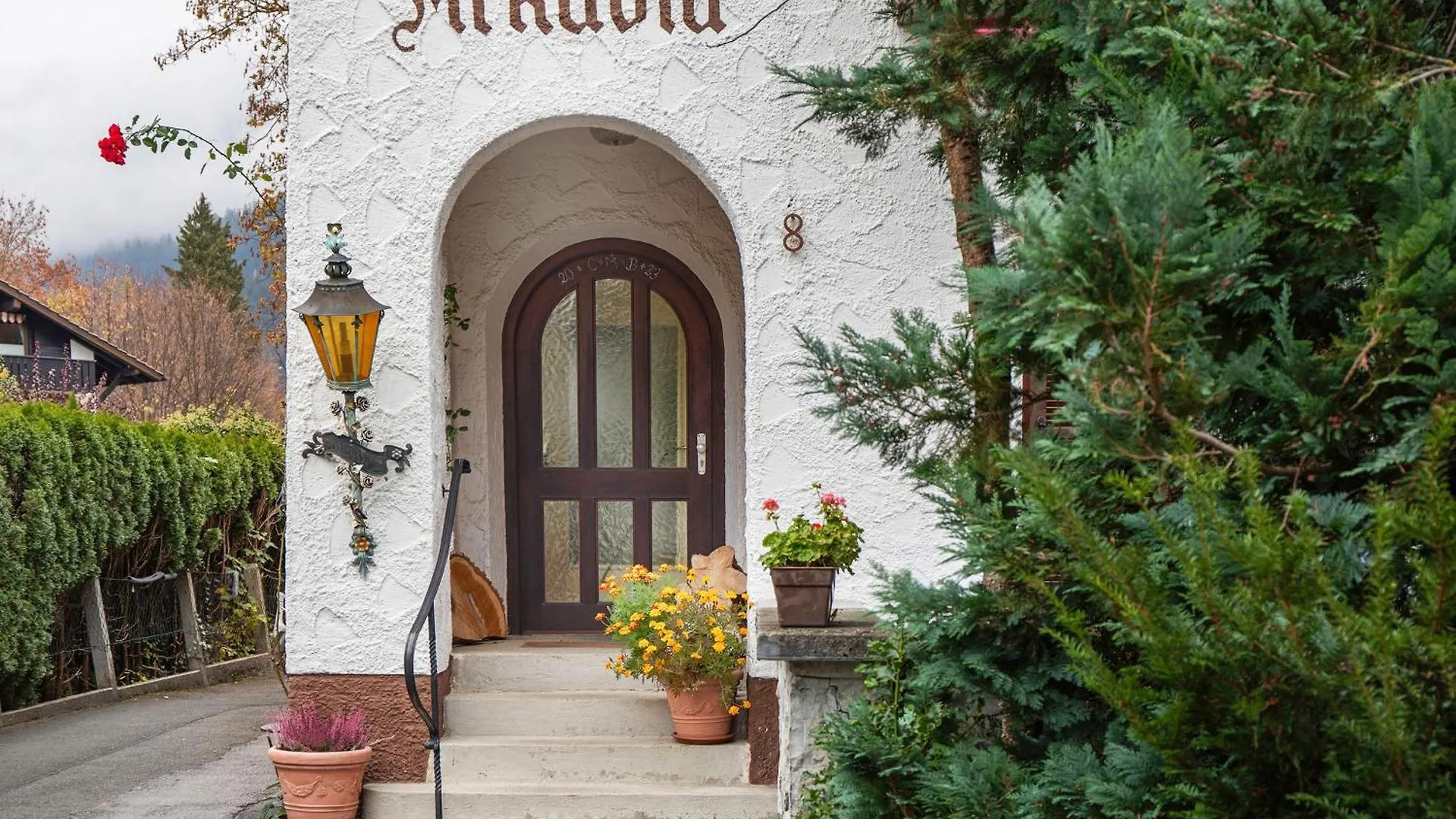 Apartment Gaestehaus Arkadia - Ferienwohnung 3 Garmisch-Partenkirchen Germany